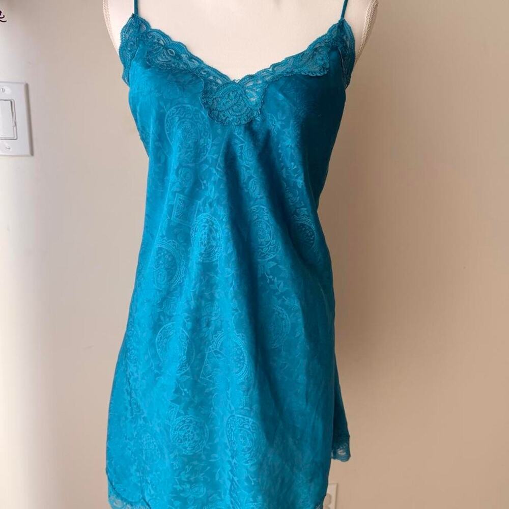 Vintage victorias secret gold label